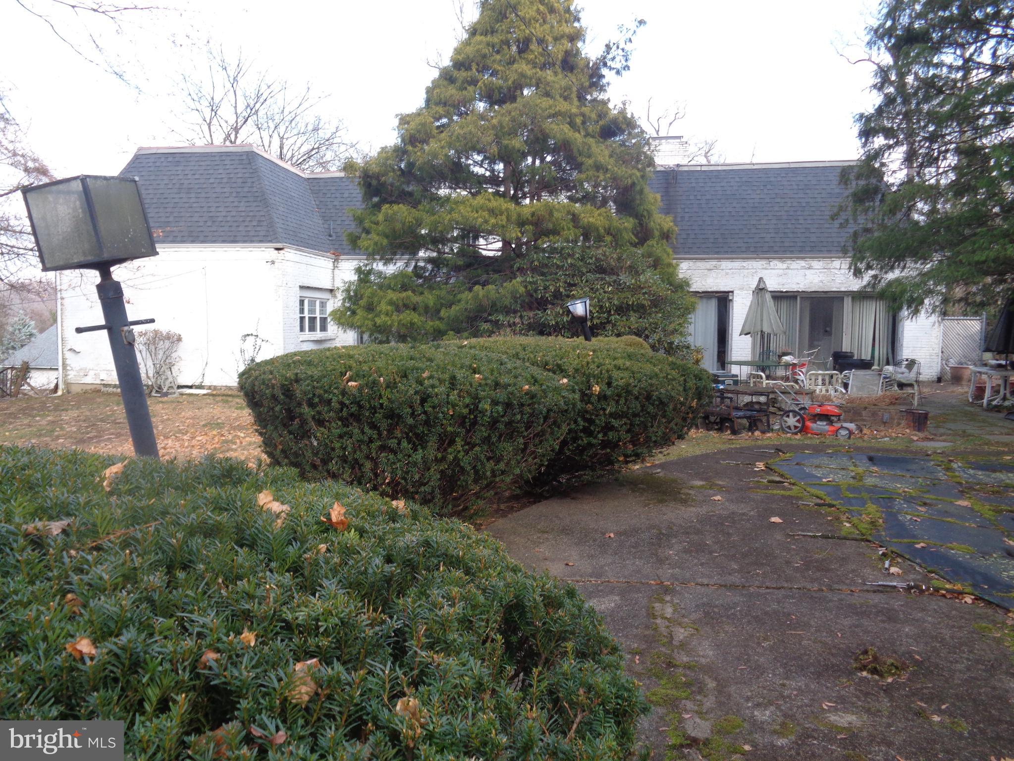 1480 NOBLE ROAD