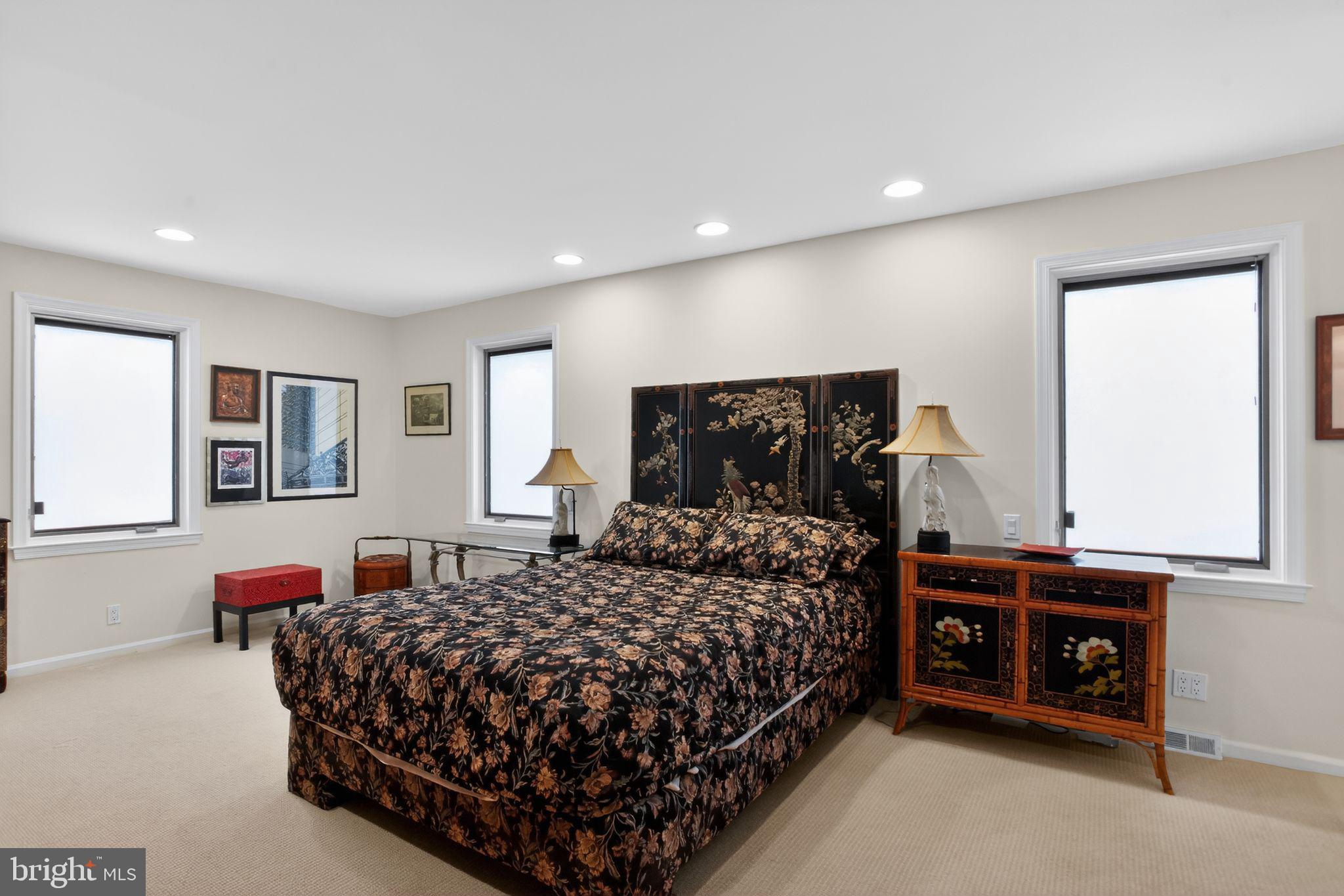 1121 TOWNSHIP LINE ROAD