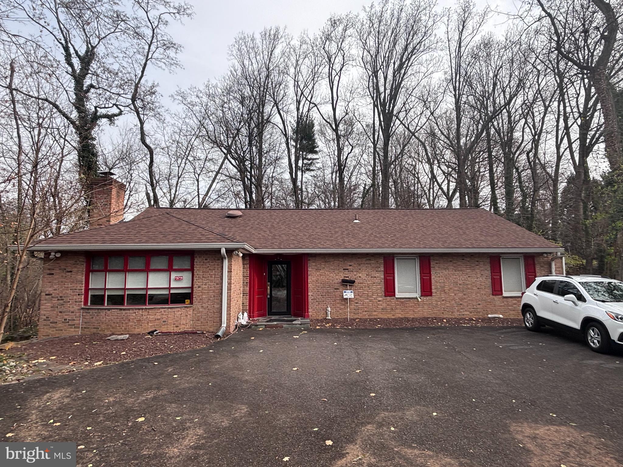 1121 TOWNSHIP LINE ROAD