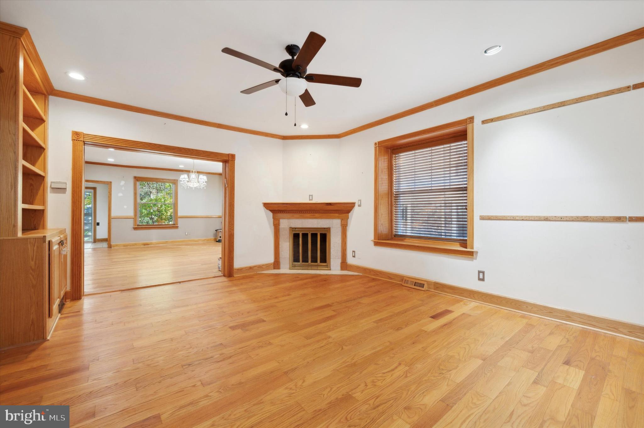 7947 MONTGOMERY AVENUE