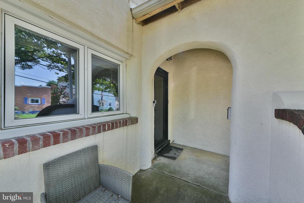 563 SAN DIEGO AVENUE