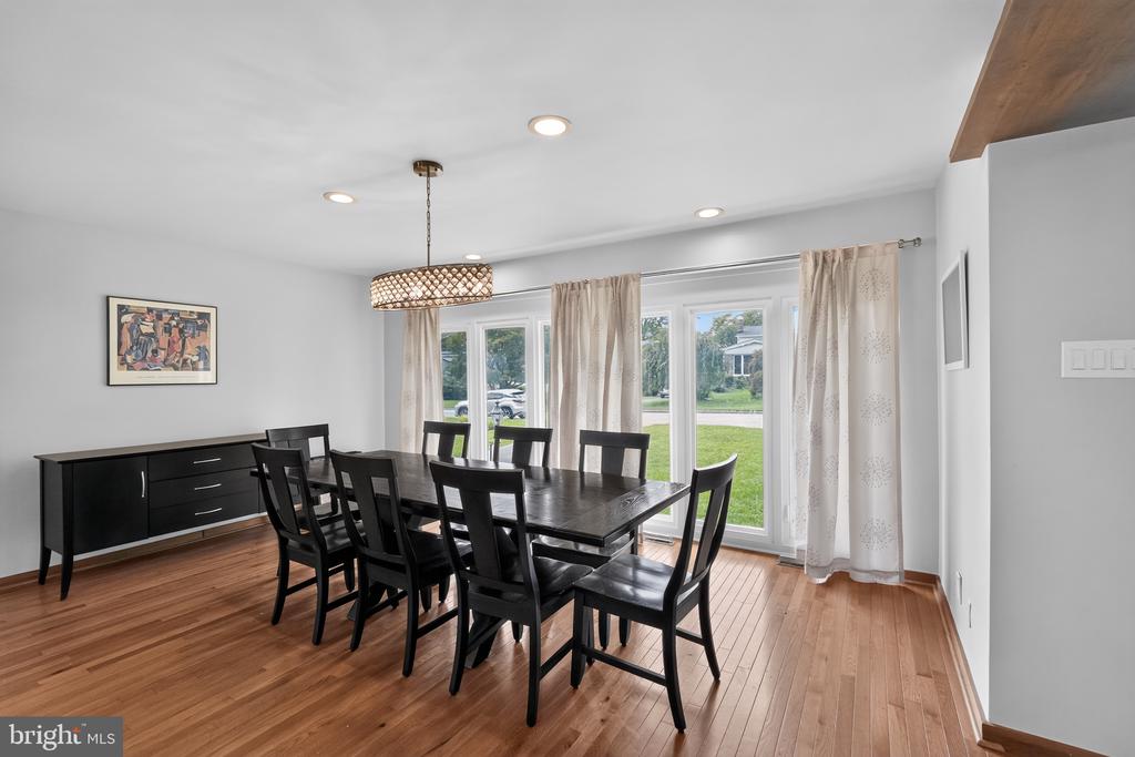 7931 OAK HILL DRIVE