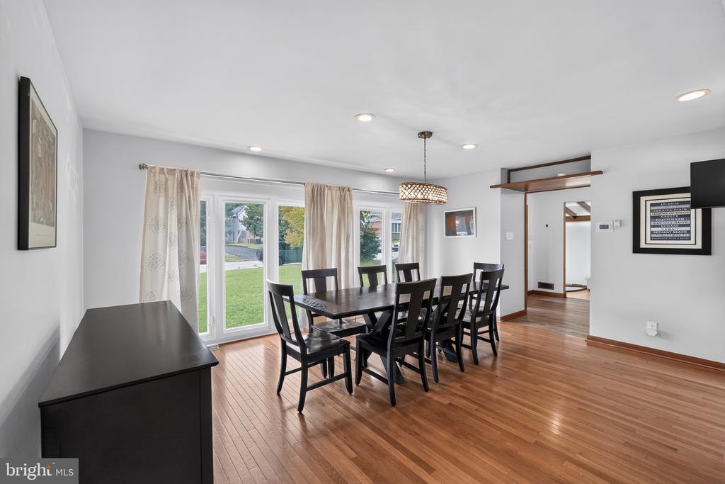 7931 OAK HILL DRIVE