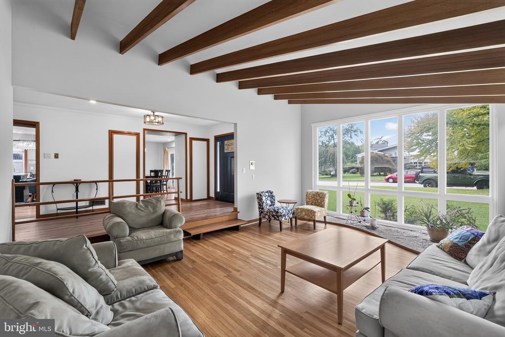7931 OAK HILL DRIVE