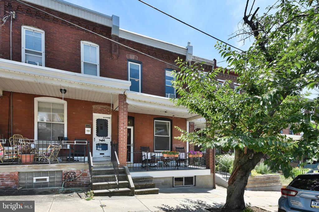 3544 New Queen St