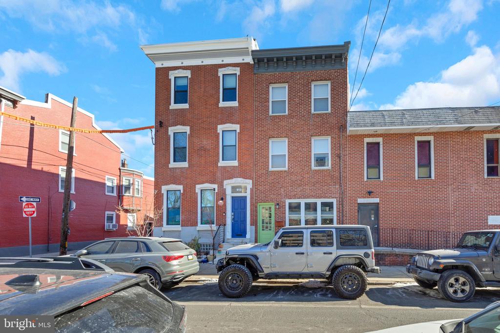 915 S 13th St
