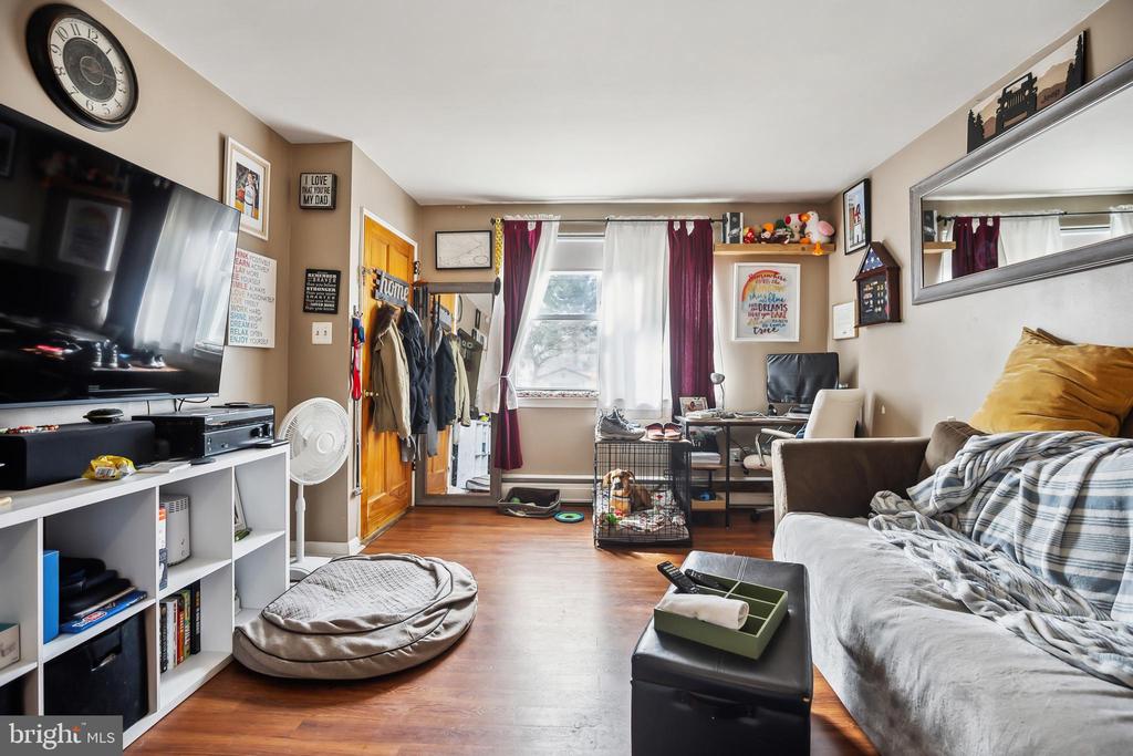 405 Borbeck Ave