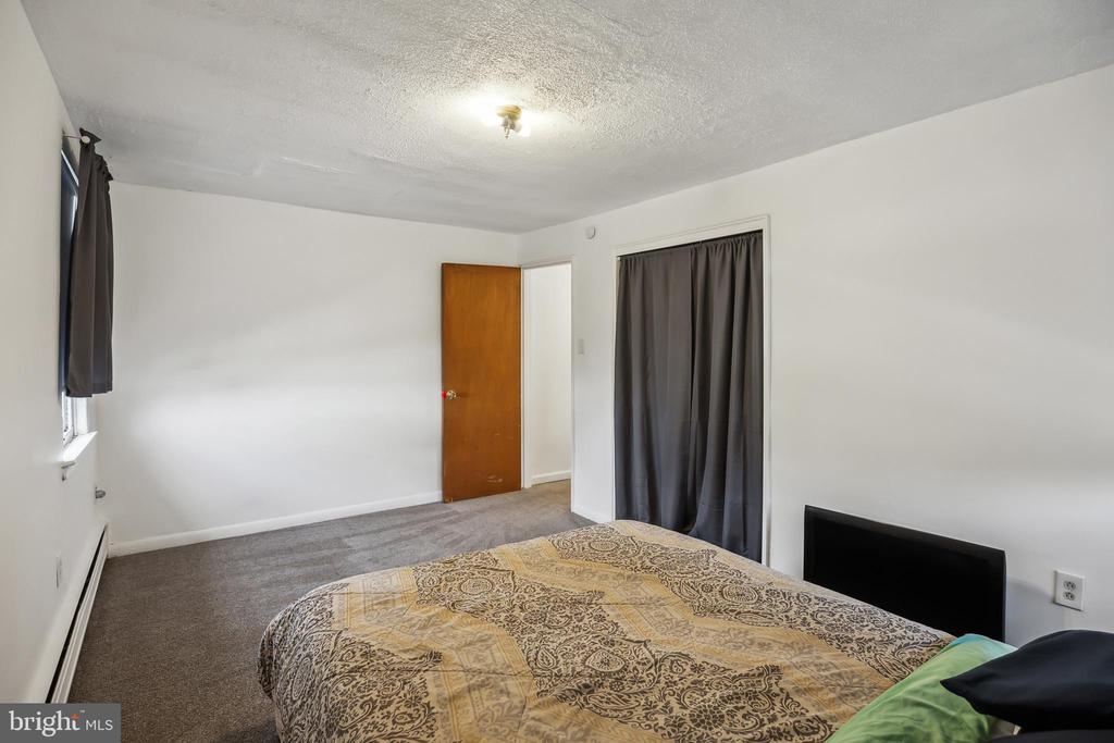 405 Borbeck Ave