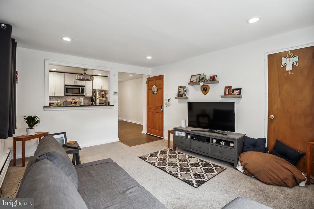 405 Borbeck Ave