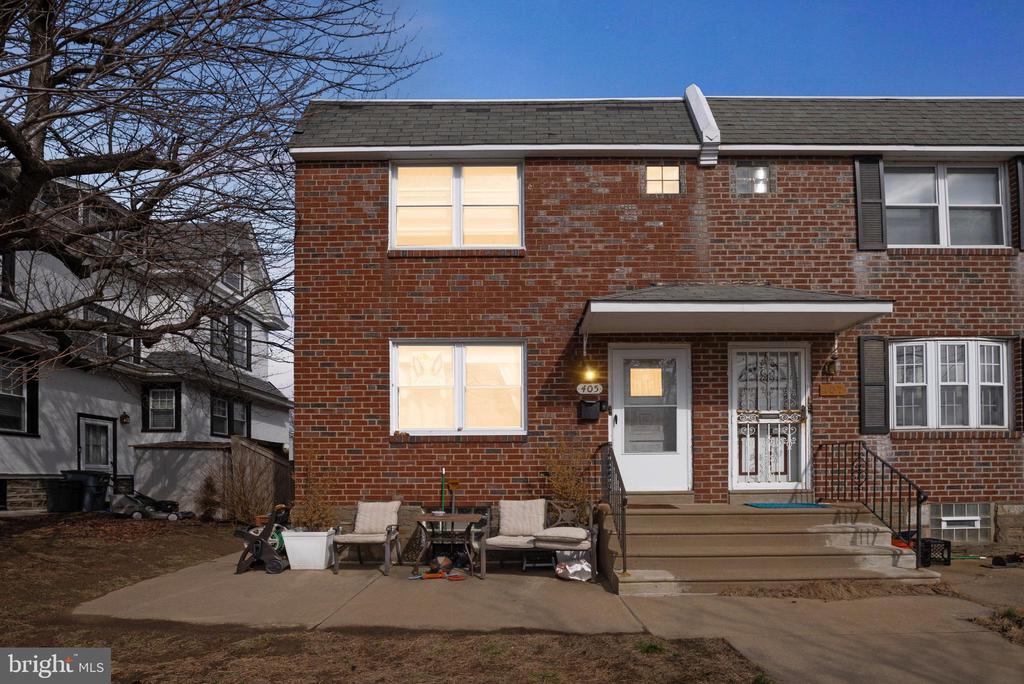 405 Borbeck Ave