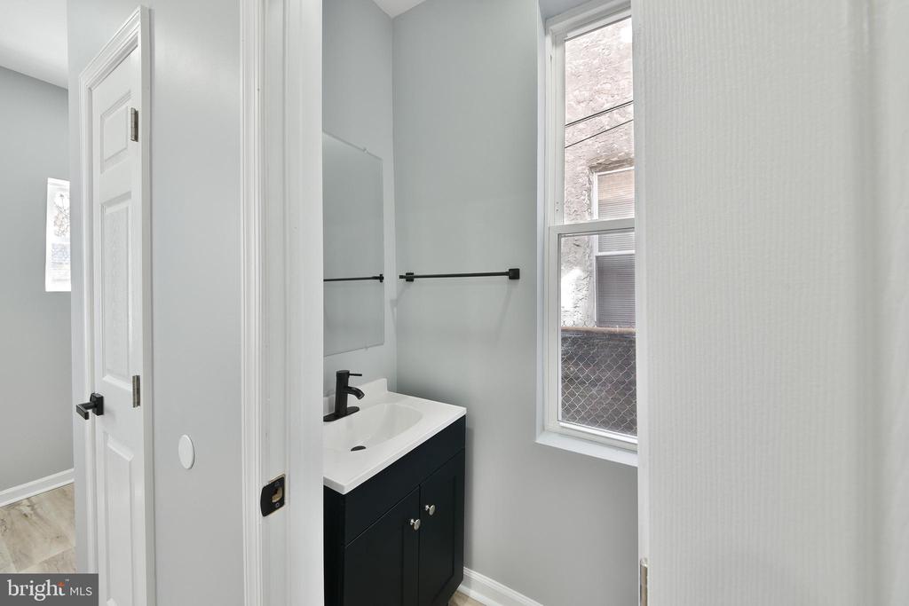 151 N Wilton St