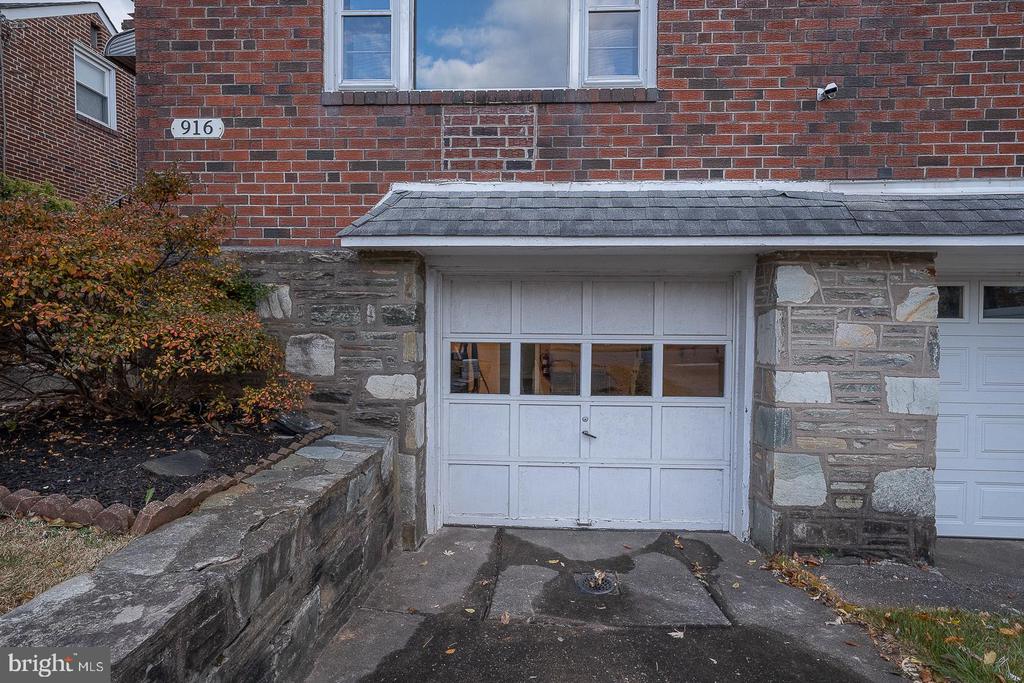 916 FAUNCE STREET