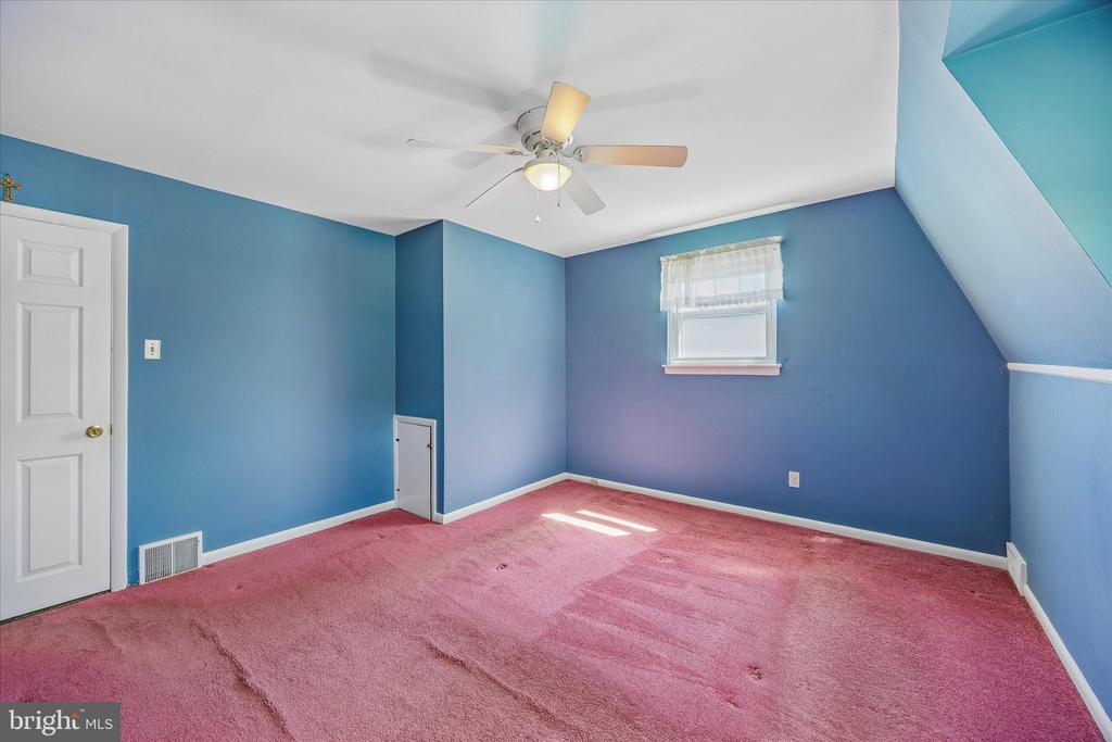 3527 PRIMROSE ROAD