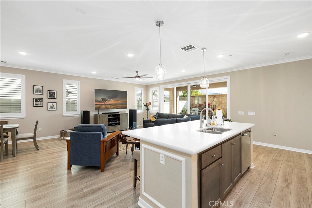 34668 Candlestick Circle