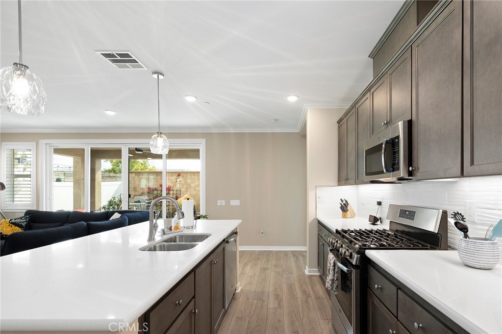 34668 Candlestick Circle