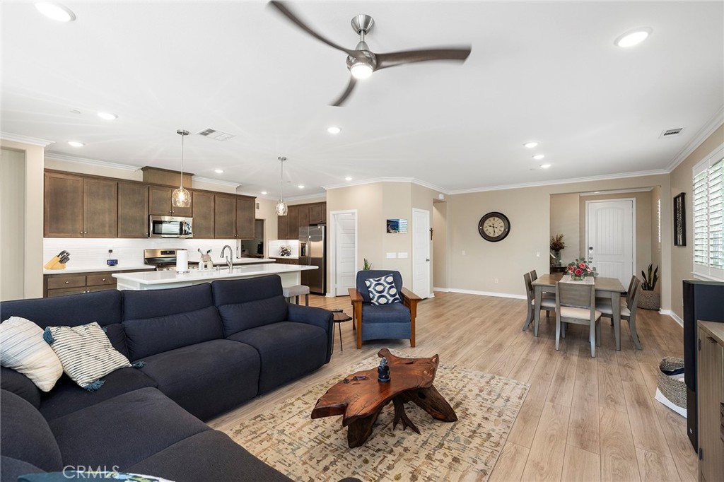 34668 Candlestick Circle