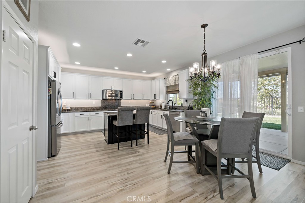 35425 Evening Glow Drive