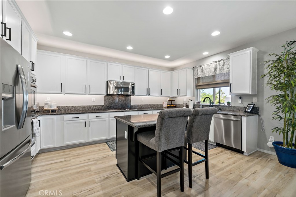35425 Evening Glow Drive