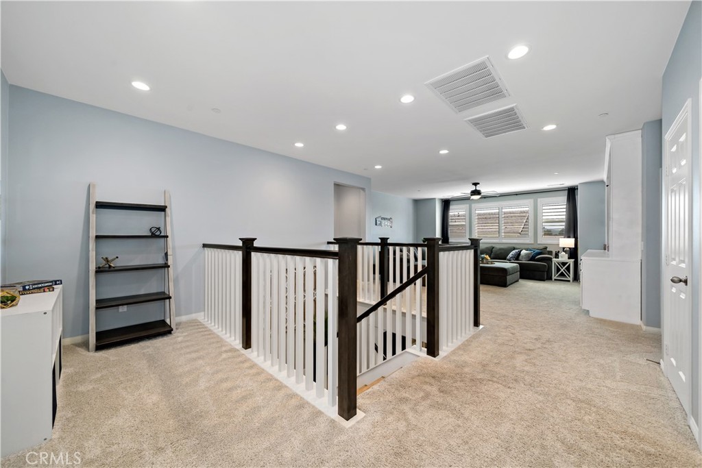 34121 Kensington Street