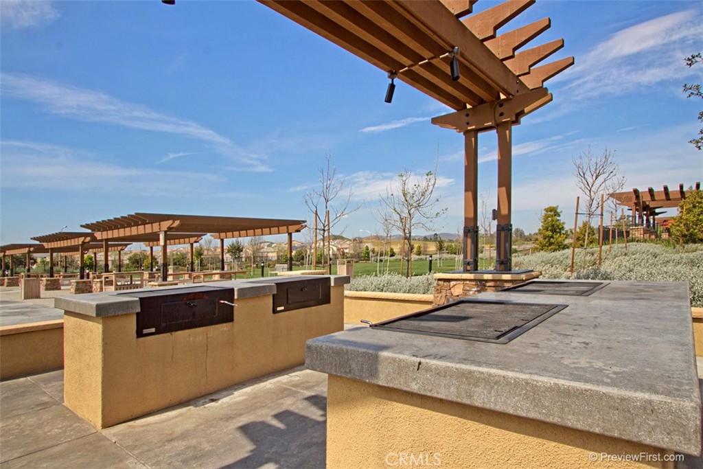 35646 Summerholly Lane