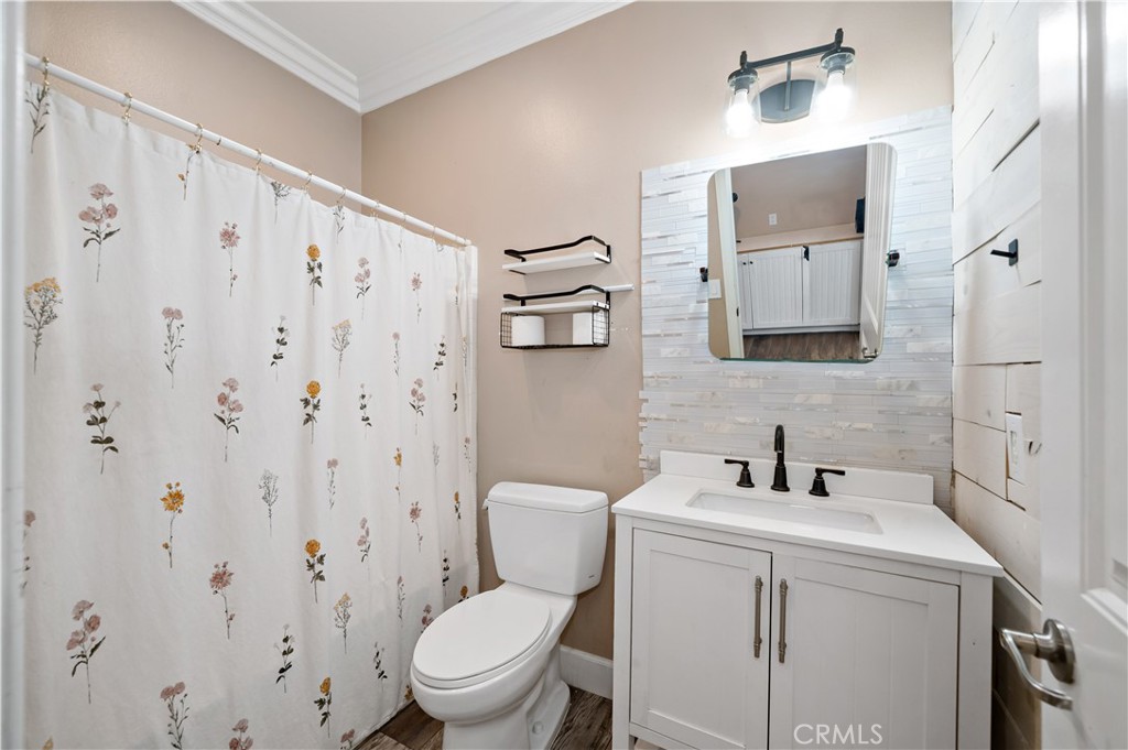 35646 Summerholly Lane