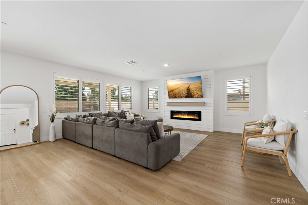 34171 Willow Stone Street