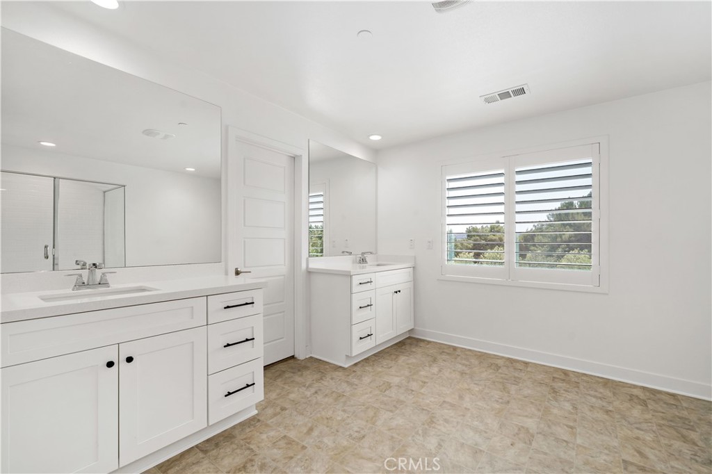 34171 Willow Stone Street