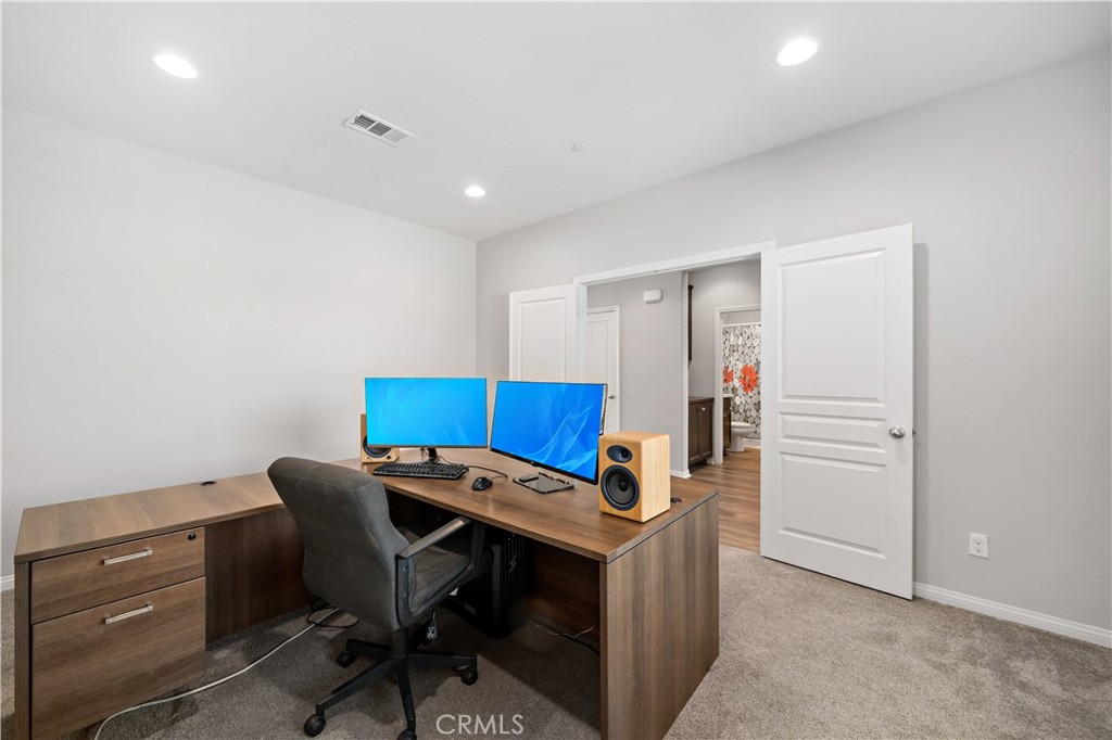 35190 Heritage Pointe Drive