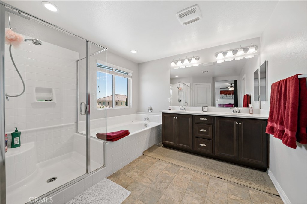 35190 Heritage Pointe Drive