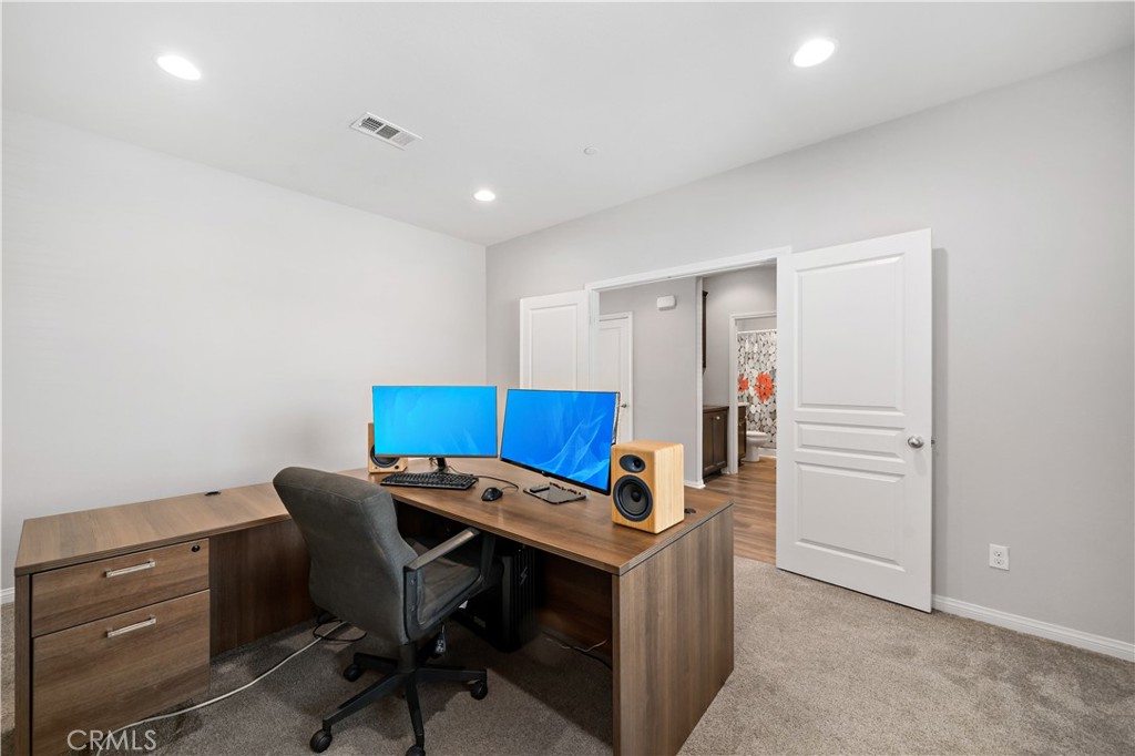 35190 Heritage Pointe Drive