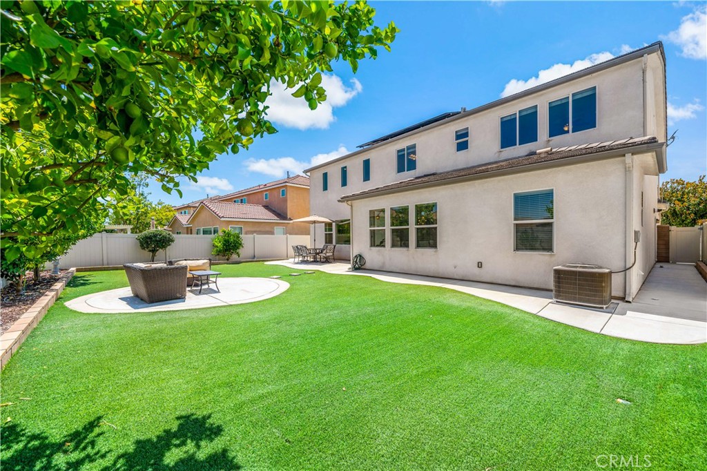 35190 Heritage Pointe Drive