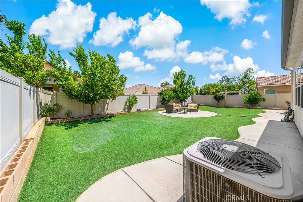 35190 Heritage Pointe Drive