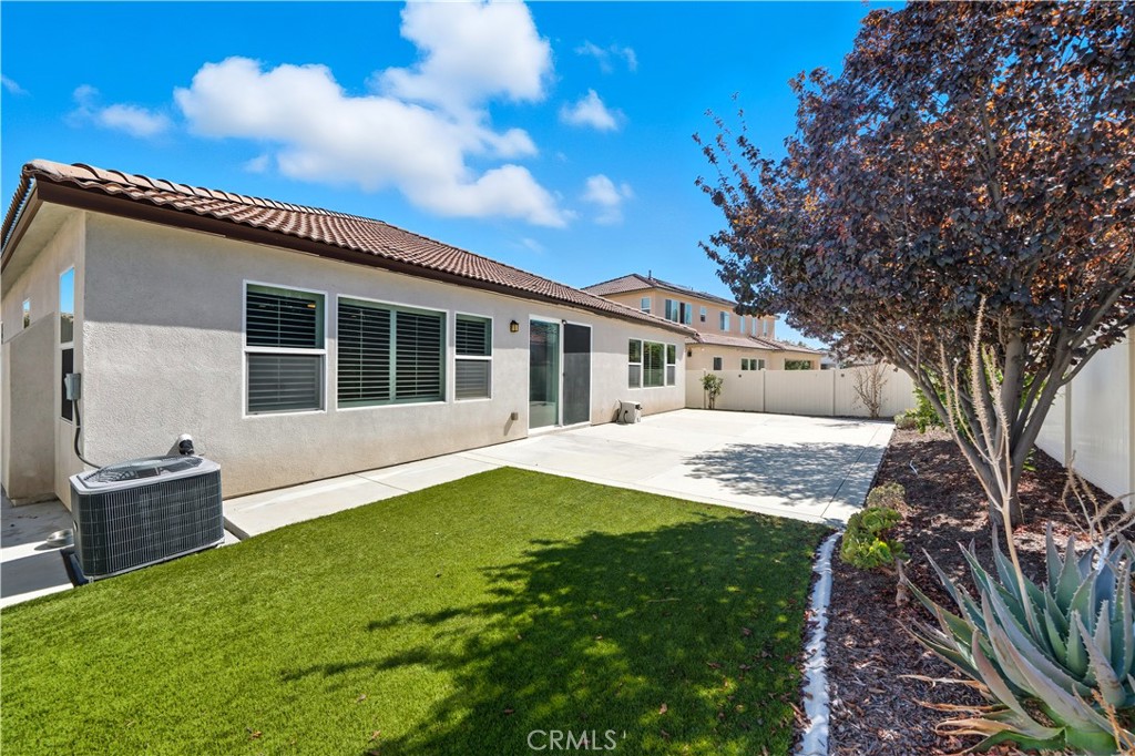 35159 Heritage Pointe Drive