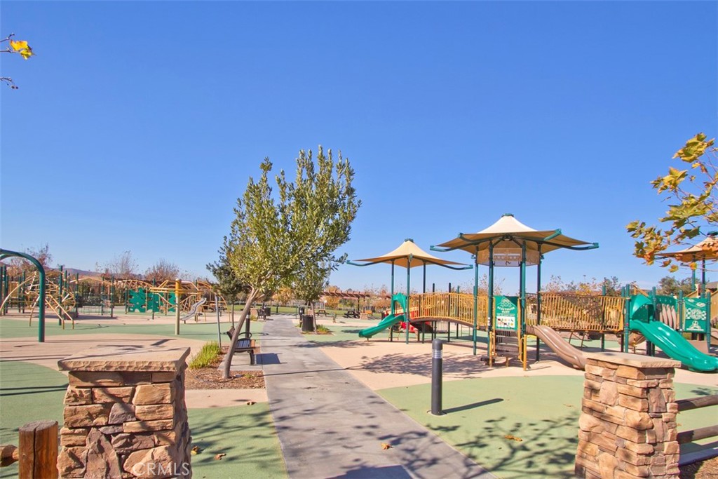 34579 Candlestick Circle