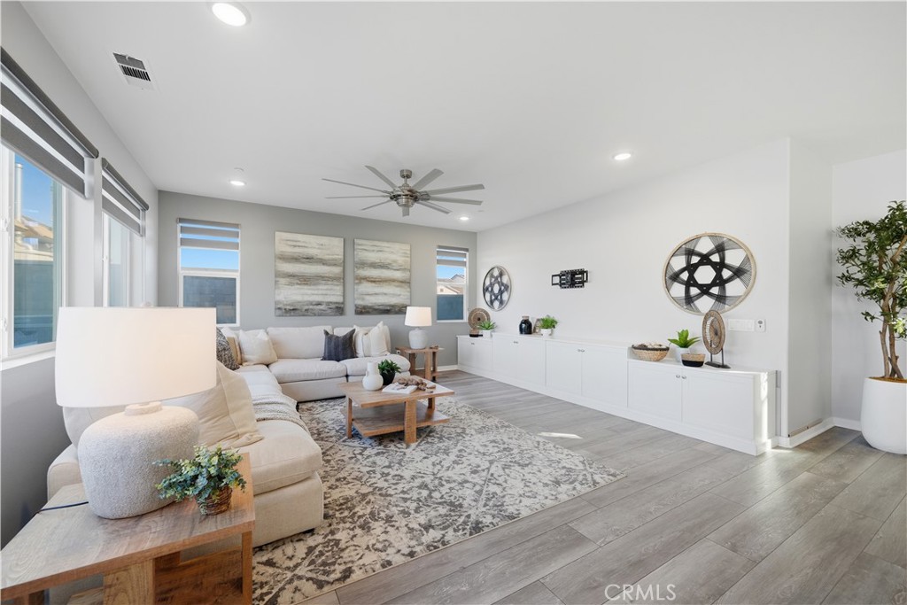 34579 Candlestick Circle