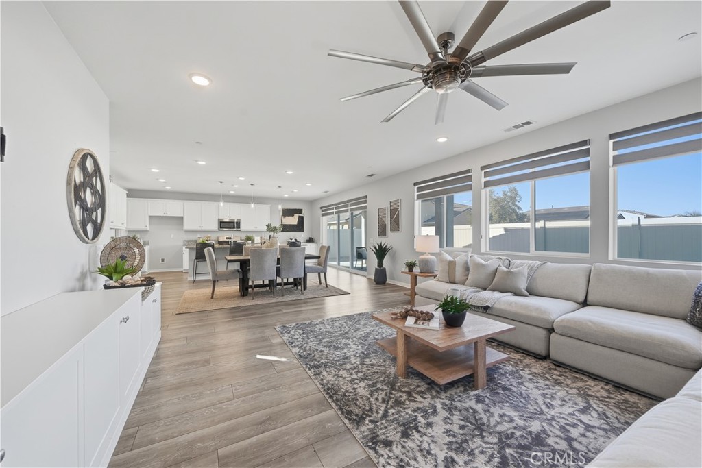 34579 Candlestick Circle