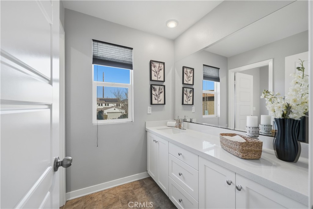 34579 Candlestick Circle