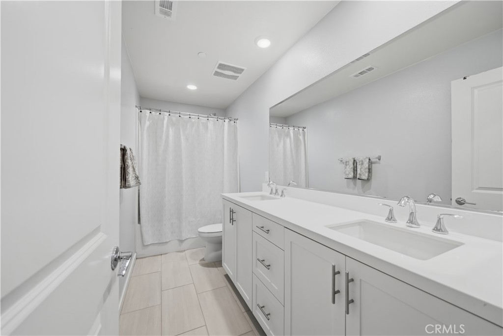 28413 N Heather Green