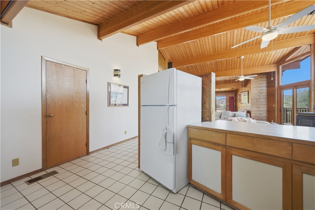 37475 Crown Valley