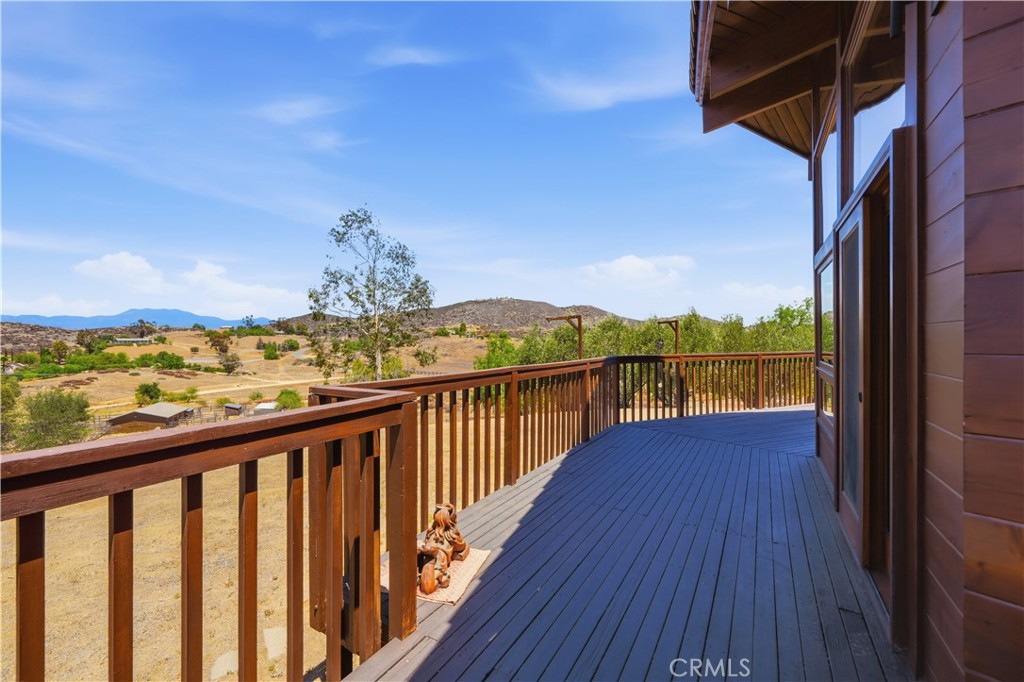37475 Crown Valley