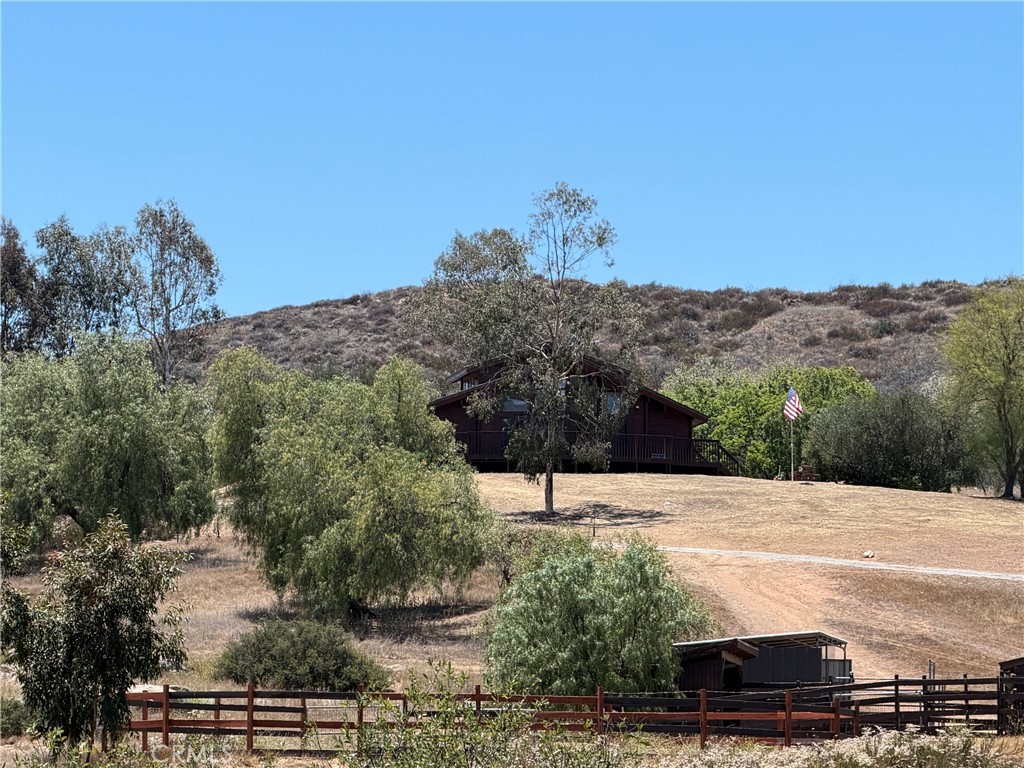 37475 Crown Valley