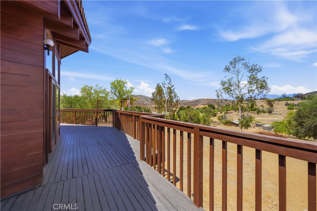 37475 Crown Valley