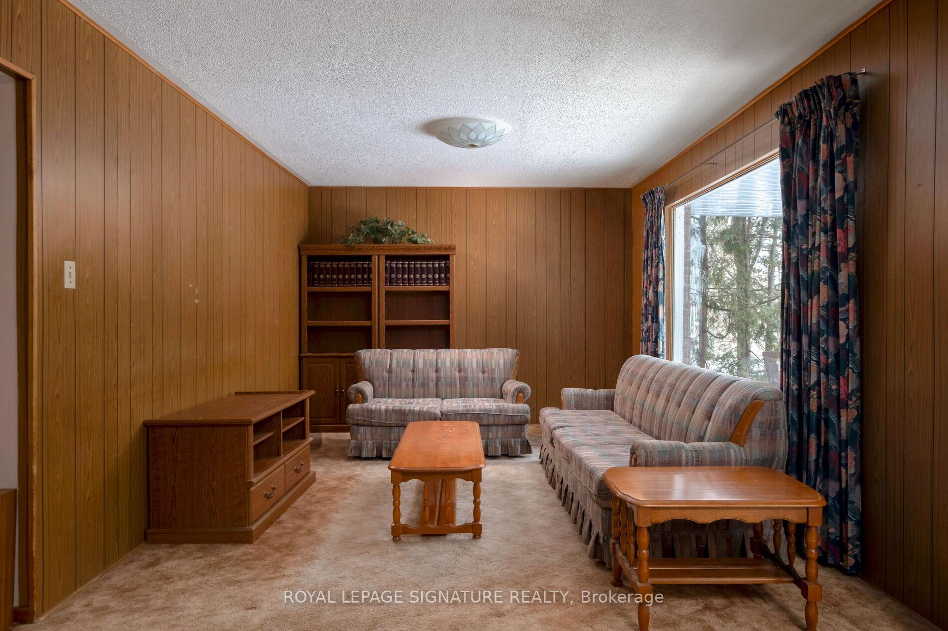 22 Merkley Square