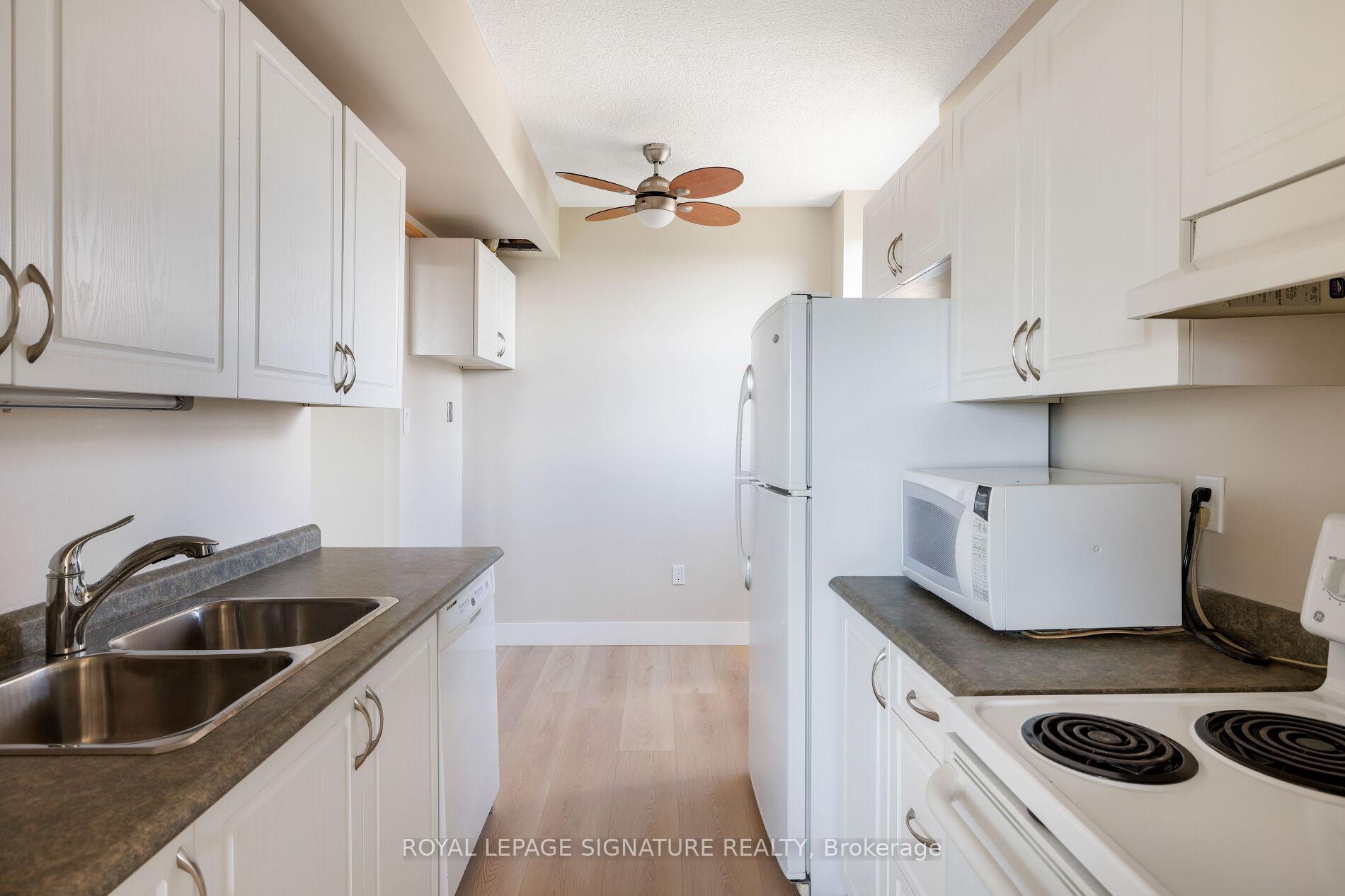 2130 Weston Road PH5, Toronto W04 Unit: PH5