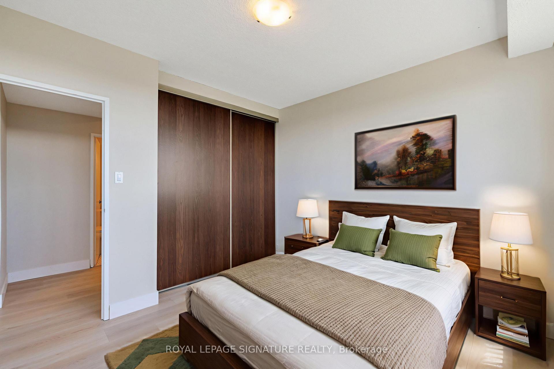 2130 Weston Road PH5, Toronto W04 Unit: PH5