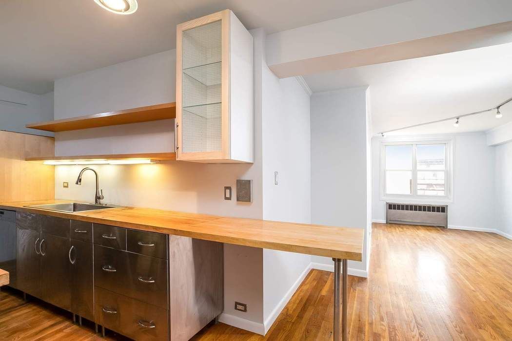 185 W Houston Street 6F