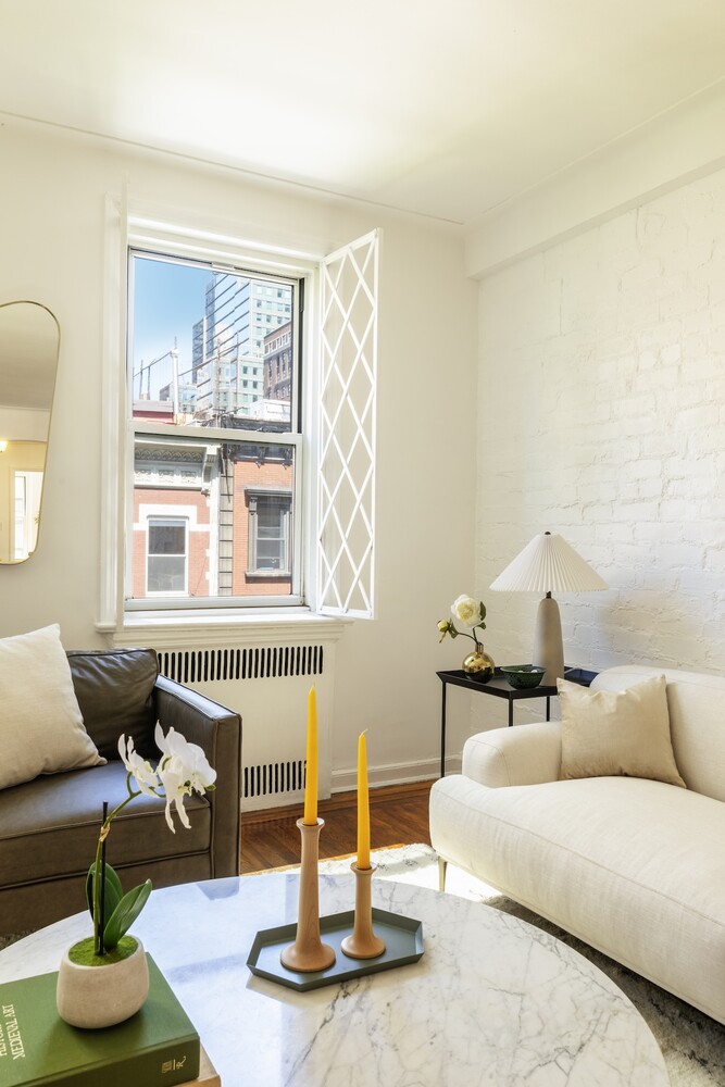 310 W 55TH Street 6H