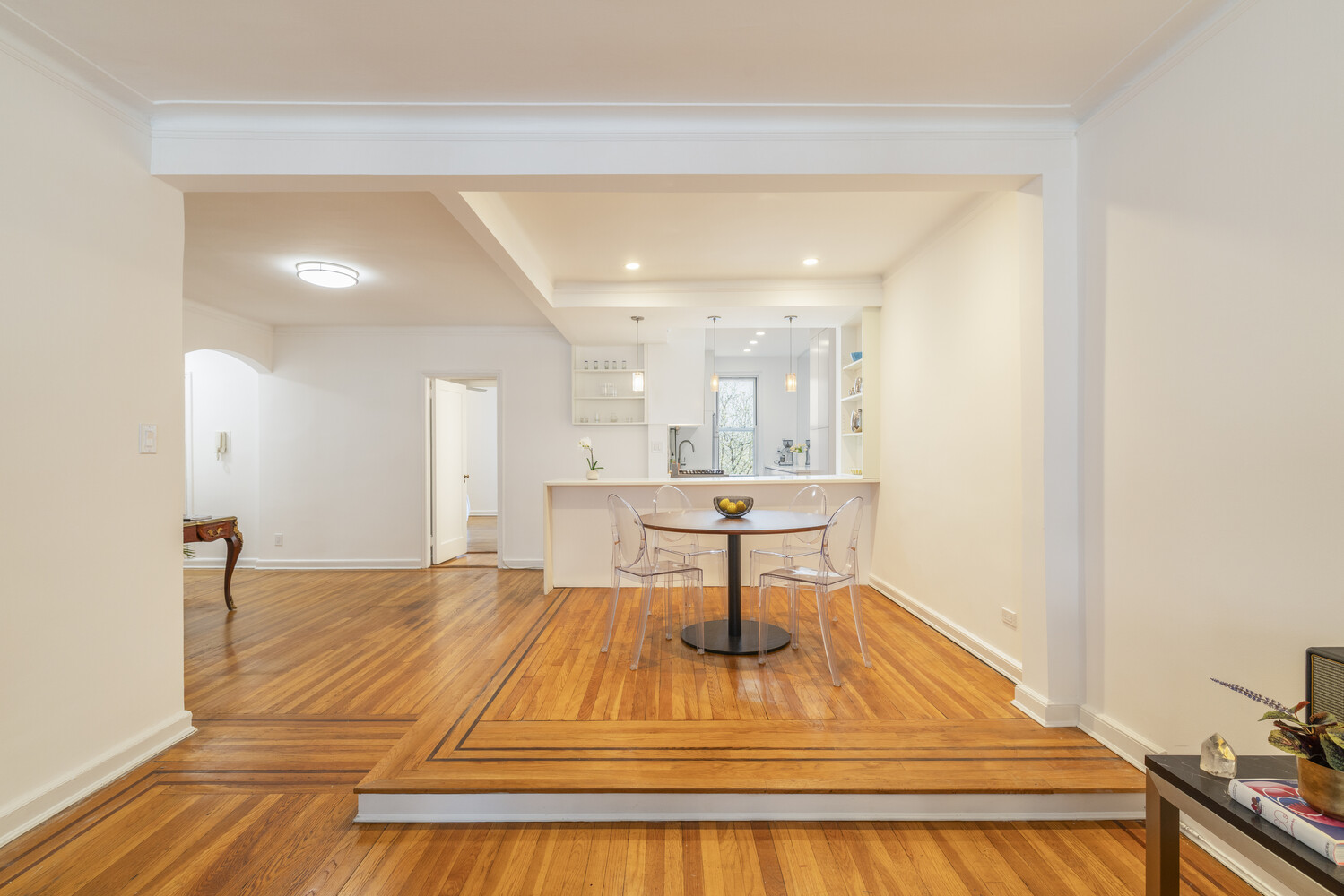310 W 55TH Street 2D