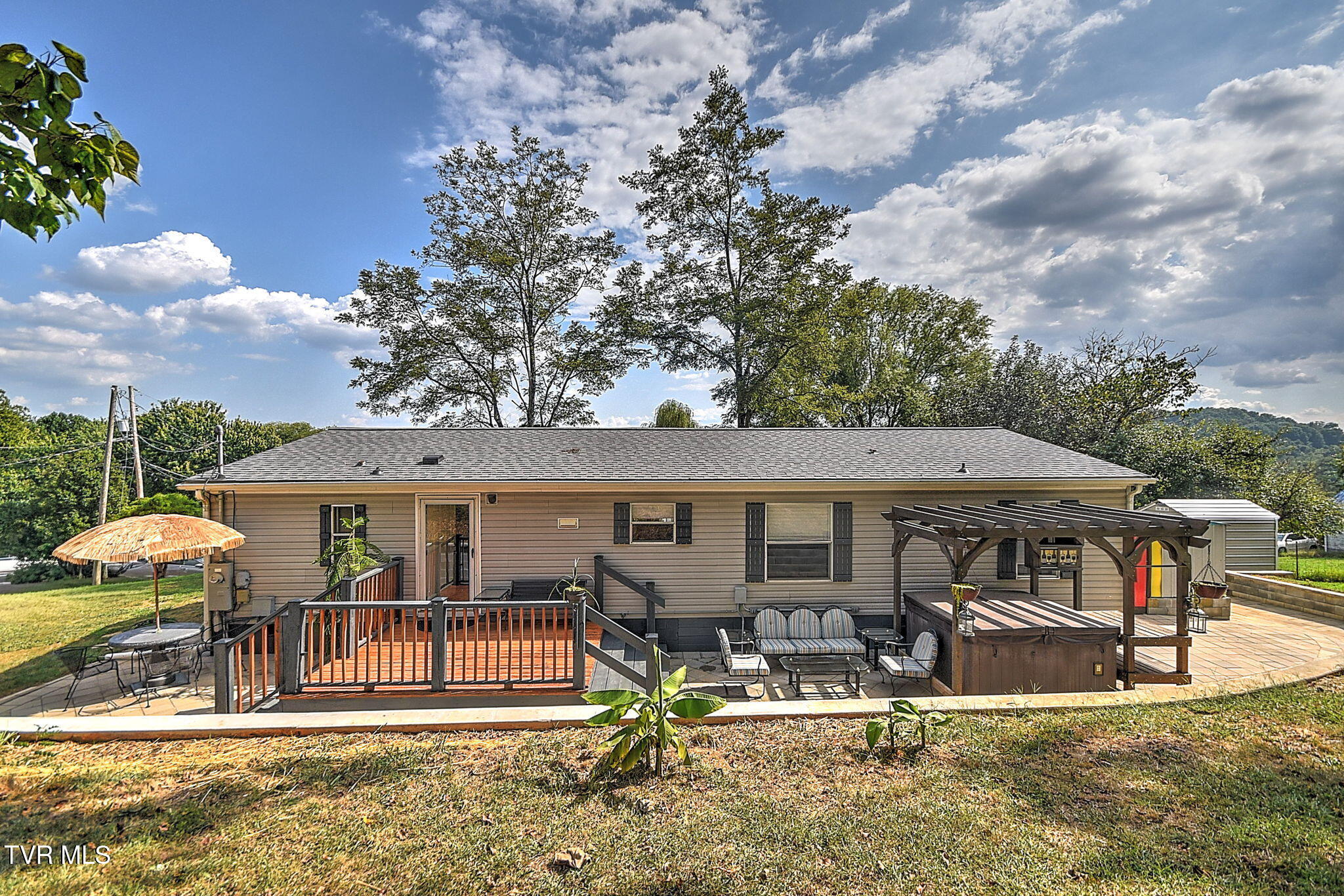 2004 Sweetbriar Road