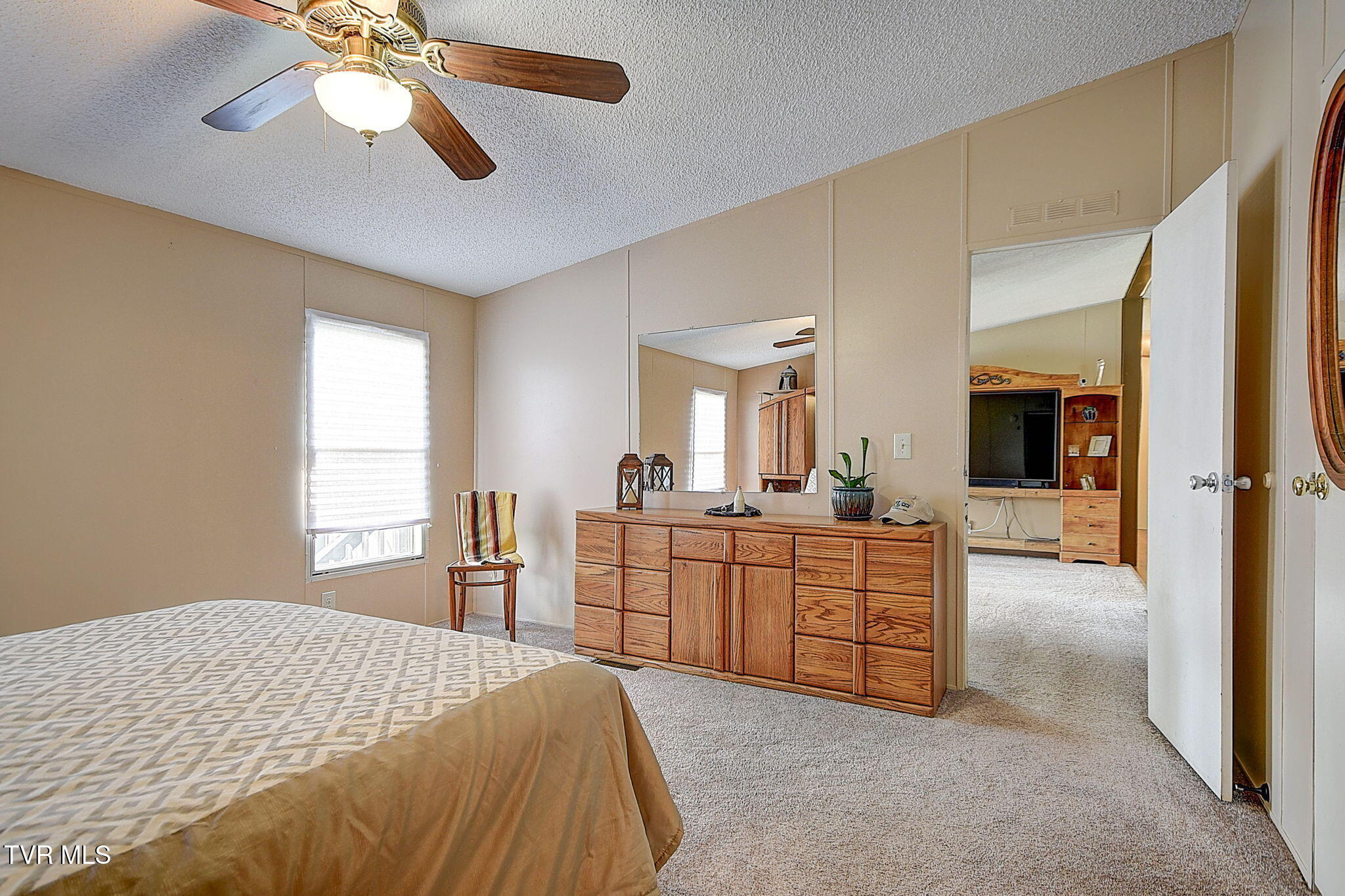 2004 Sweetbriar Road